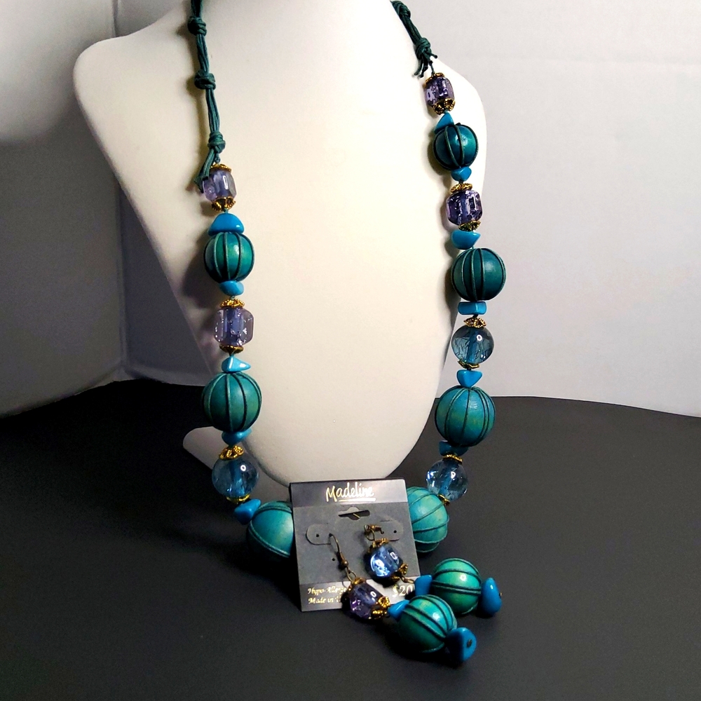 Madeline necklace and earrings vintage boho